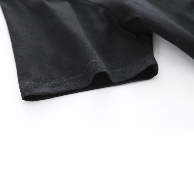 Klasyczna koszulka z motywem z – T-Shirts recenzja i cena